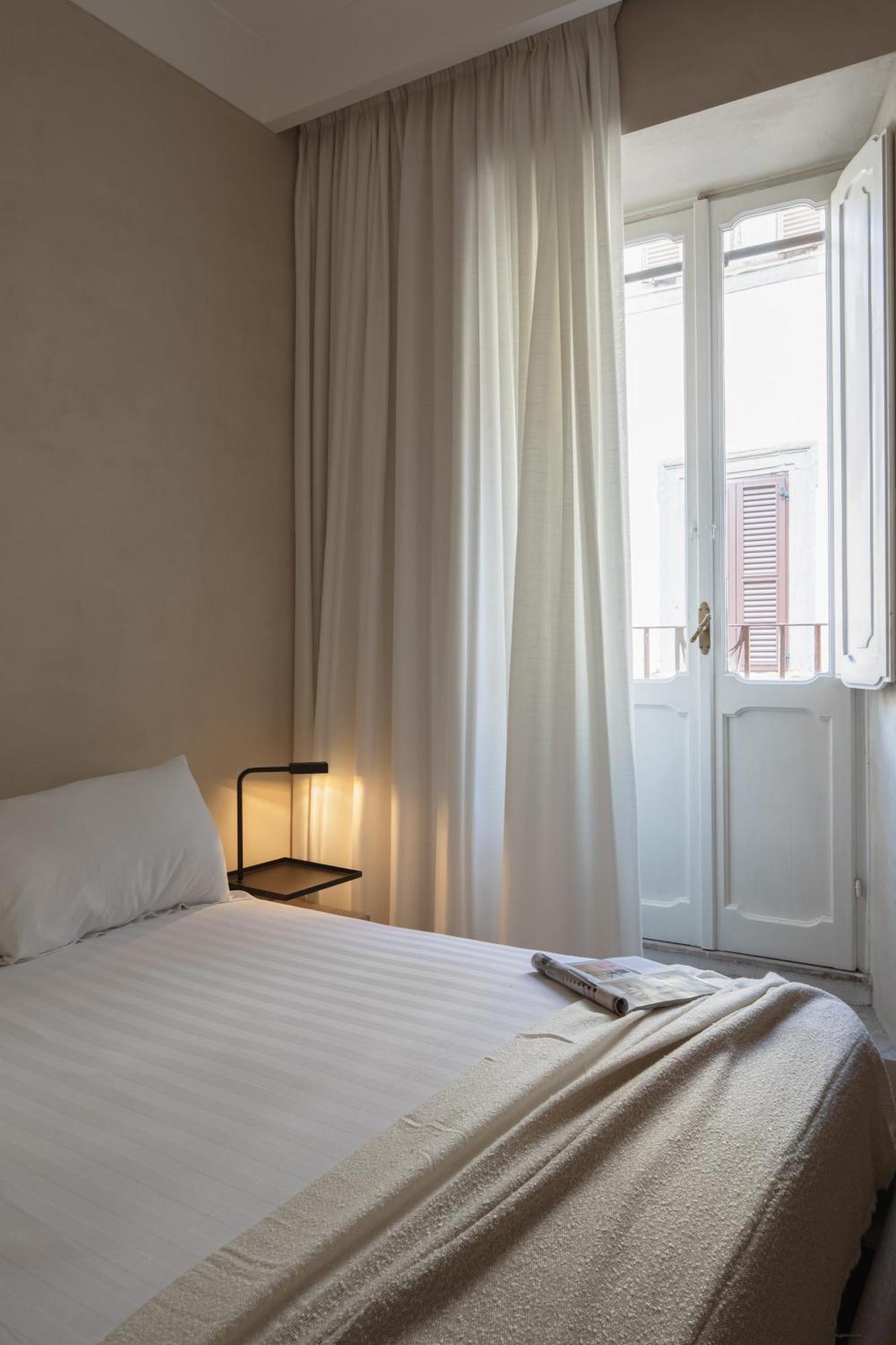 The Spanish Suite Campo De' Fiori Рим Экстерьер фото