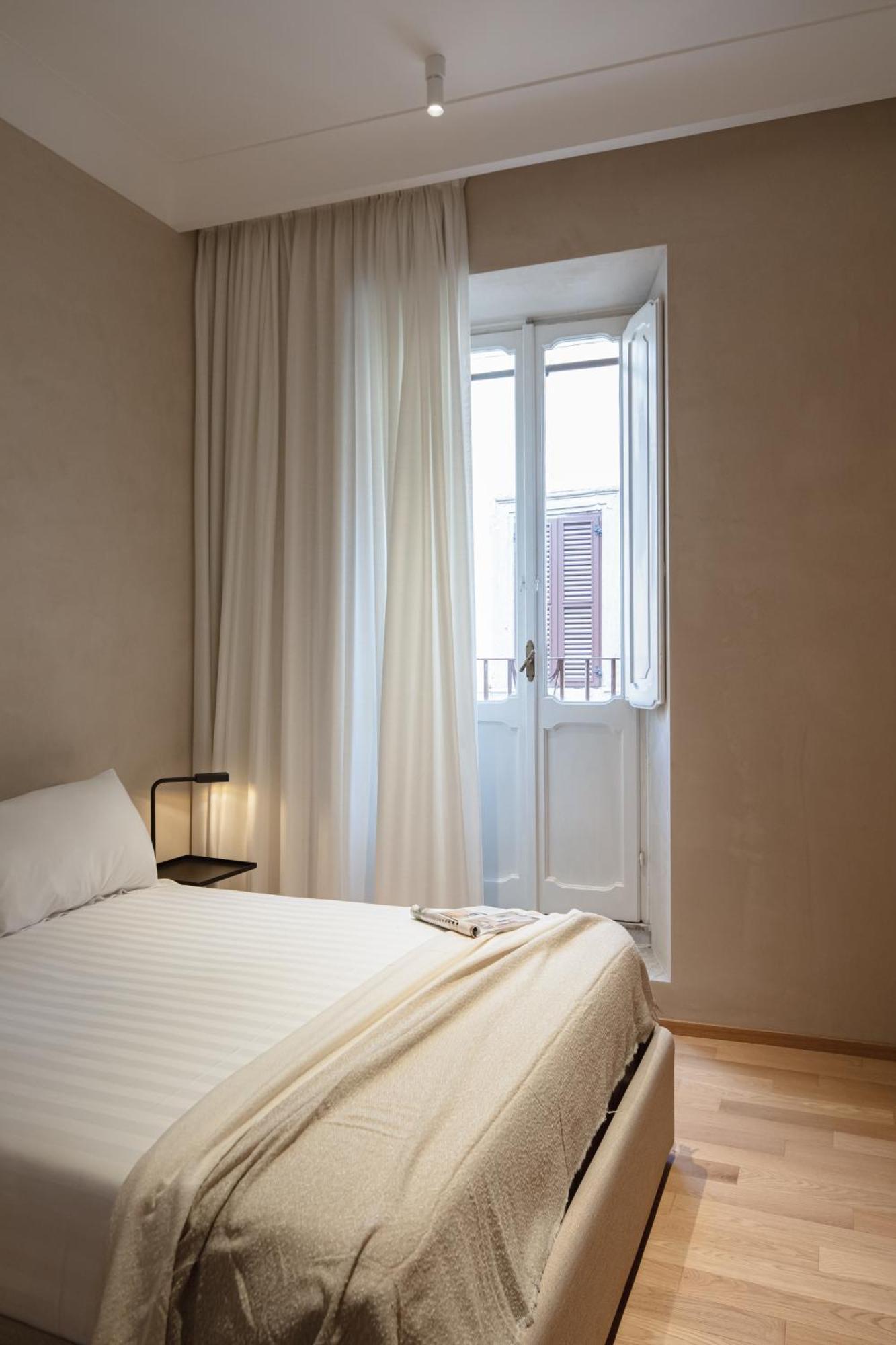 The Spanish Suite Campo De' Fiori Рим Экстерьер фото