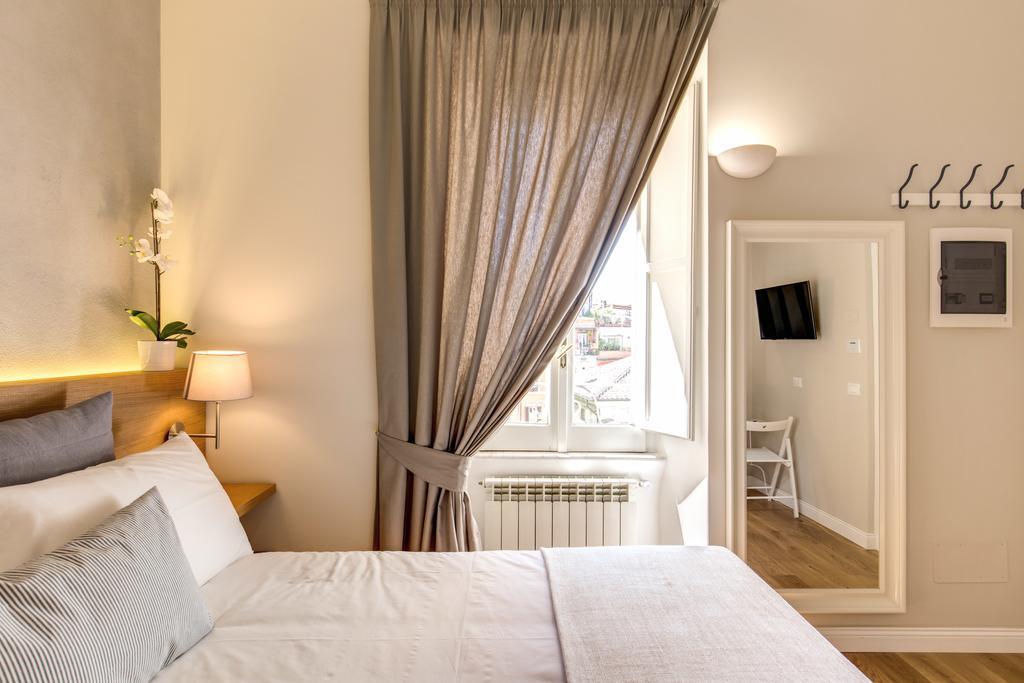The Spanish Suite Campo De' Fiori Рим Экстерьер фото