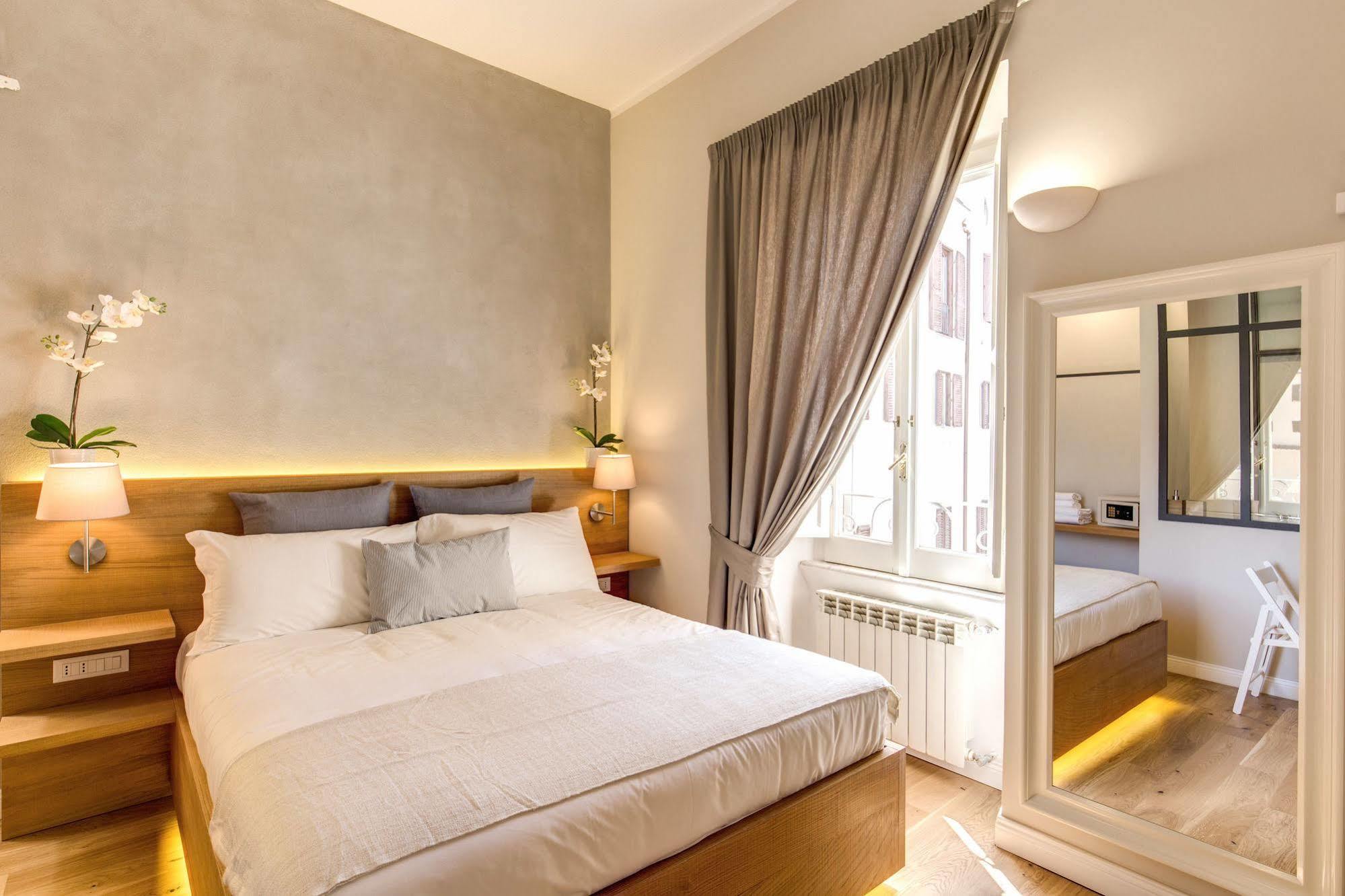The Spanish Suite Campo De' Fiori Рим Экстерьер фото